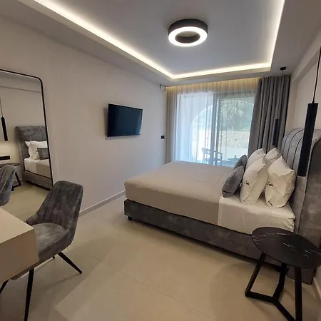 Avra Hotel