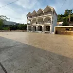 Avra