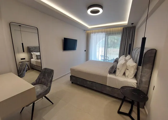 Avra Otel